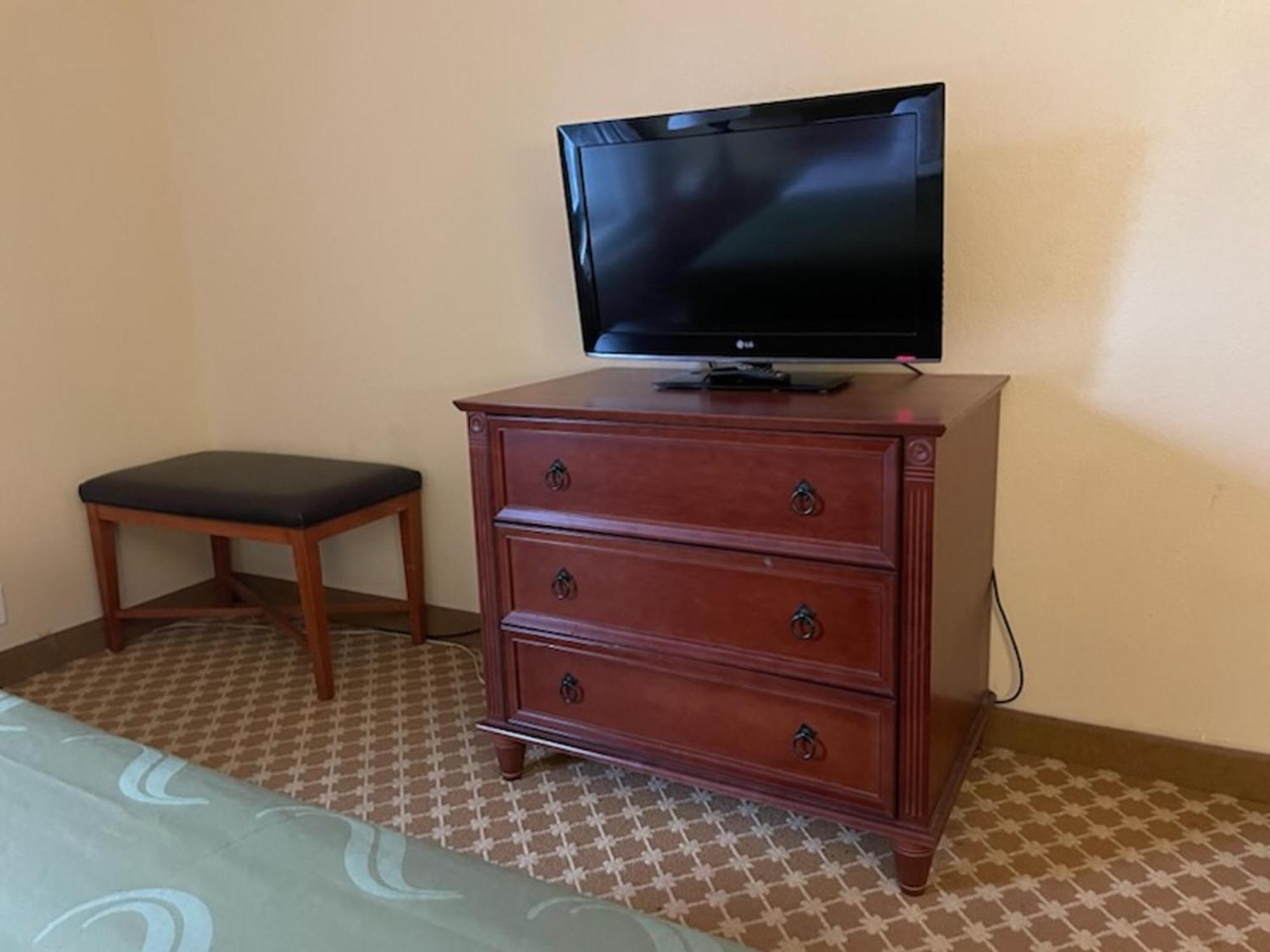 Quality Inn & Suites ساجيناو المظهر الخارجي الصورة